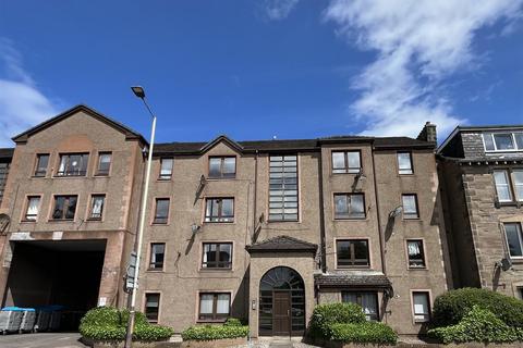 2 bed flat/apartment for rent in Dunkeld Road, Perth