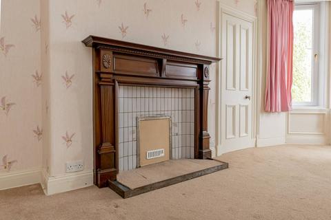 2 bedroom flat for sale, 124 Charterhall Road, EDINBURGH, EH9 3HW