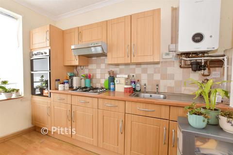 2 bedroom end of terrace house for sale, South Street, Ryde PO33