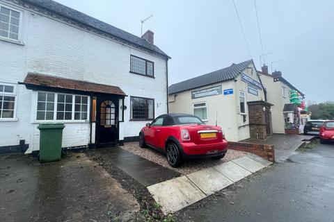 2 bedroom semi-detached house to rent, Birchfield Road, Redditch, B97