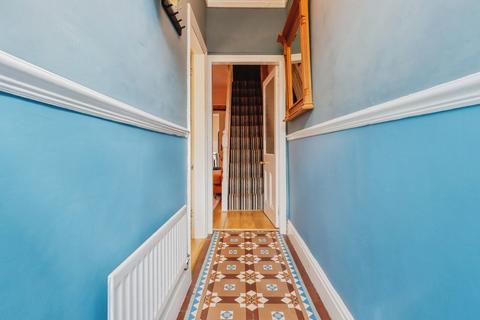 3 bedroom end of terrace house for sale, Bradley Road, Wrexham, LL13