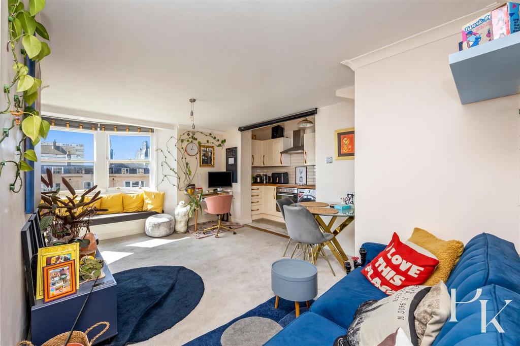Apartment in Brighton, Brunswick - More