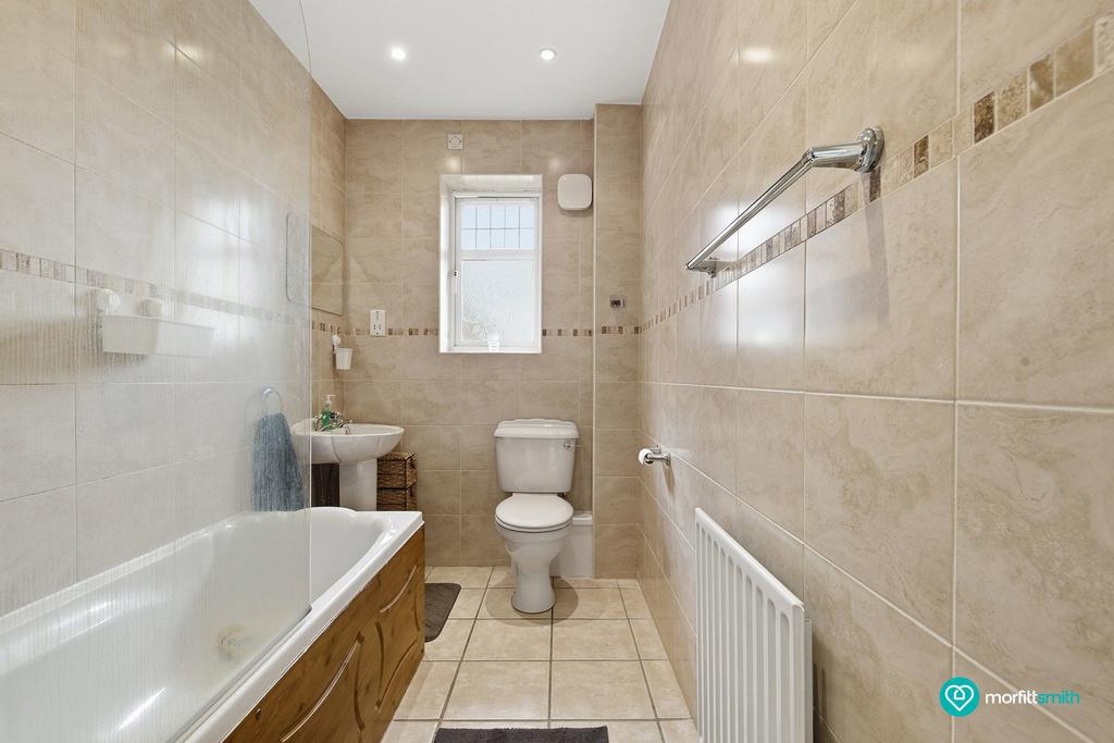 Bole Hill Close, Walkley, Sheffield, S6 5ED - View 2