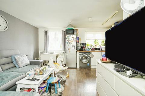 2 bedroom apartment for sale, Alice Smith Square, Littlemore, Oxford