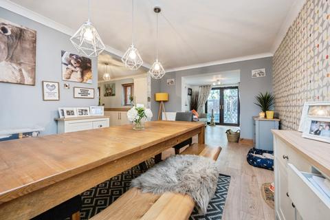 6 bedroom detached house for sale, Grovebury Court, Wootton, Bedford, Bedfordshire, MK43