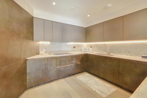 2 bedroom flat for sale, Hillside House, The Drive, Radlett WD7