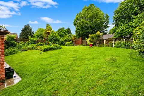 3 bedroom detached house for sale, Gresley Avenue, Horwich, BL6