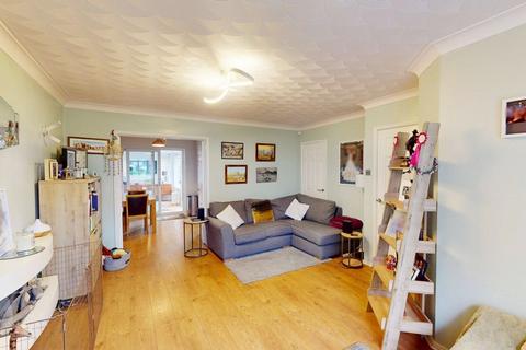 3 bedroom detached house for sale, Gresley Avenue, Horwich, BL6
