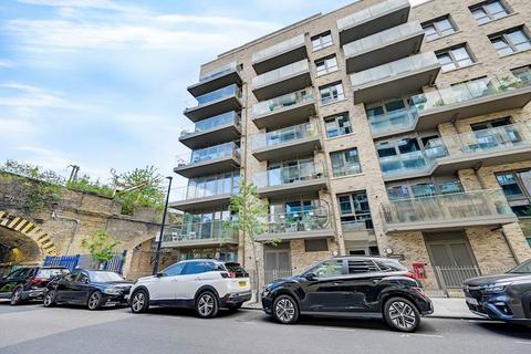 2 bedroom flat for sale, Hemming Street, London E1