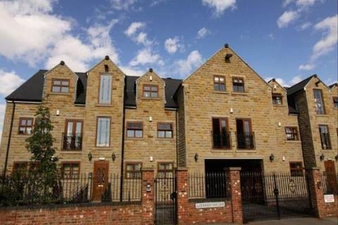 2 bed flat/apartment for rent in Rockley View Court, The Walk, Birdwell