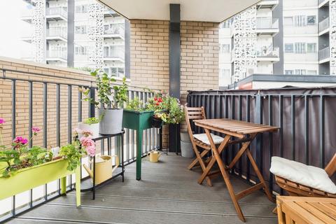 1 bedroom flat for sale, Ilford Hill, Ilford, IG1
