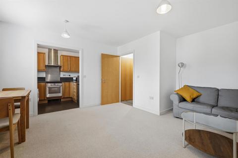 Alveston Square, South Woodford