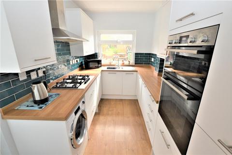 2 bedroom end of terrace house to rent, St. Annes Road, London Colney, AL2