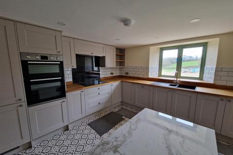 3 bedroom barn conversion to rent, Feock, Truro
