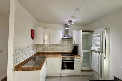 2 bedroom flat to rent – pohled 3