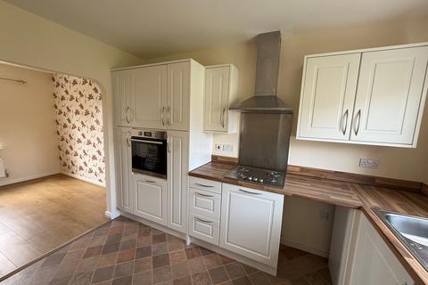 4 bedroom detached house to rent, Kidwelly SA17