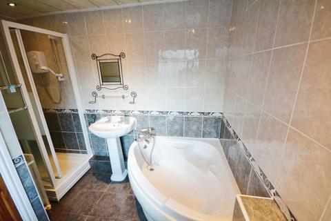 2 bedroom terraced house to rent, Hillbeck Street, Bishop Auckland