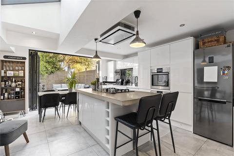4 bedroom house for sale, Laitwood Road, SW12