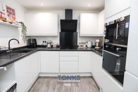 2 bedroom apartment for sale, 100 Whitehall Road, Halesowen B63