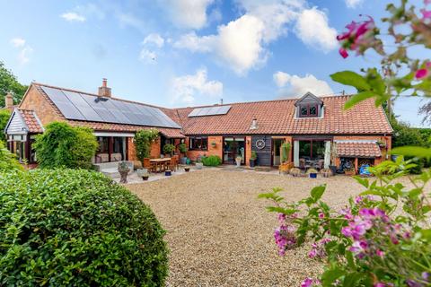 8 bedroom barn conversion for sale, Ferry Road, Surlingham