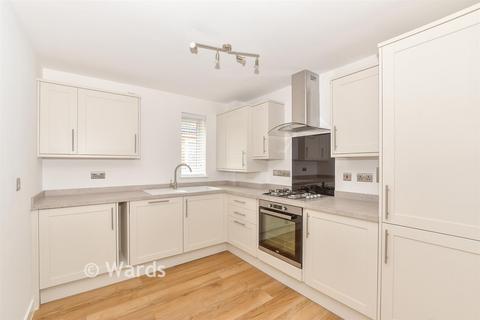 2 bedroom ground floor flat for sale, Brigadier Gardens, Ashford TN23