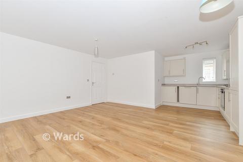 2 bedroom ground floor flat for sale, Brigadier Gardens, Ashford TN23
