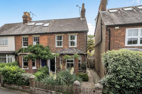 3 bedroom end of terrace house for sale, Hitcham Road, Burnham, Buckinghamshire, SL1