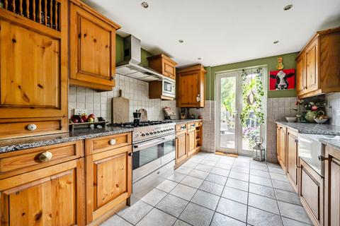 3 bedroom end of terrace house for sale, Hitcham Road, Burnham, Buckinghamshire, SL1