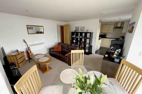 2 bedroom flat to rent, Altamar, Kings Road, SA1 8PY