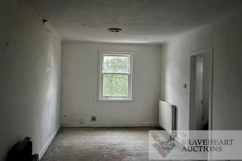 1 bedroom flat for sale, 27D St. Cuthbert's Street, Catrine, Mauchline, East Ayrshire, KA5 6SW