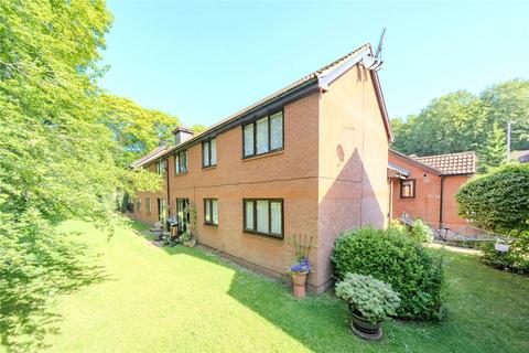 2 bedroom apartment for sale, Maple Croft, Moortown, Leeds