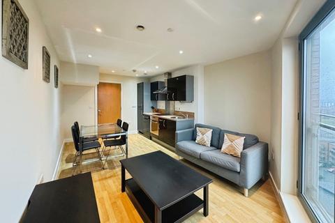 2 bedroom penthouse to rent, Echo Central One
