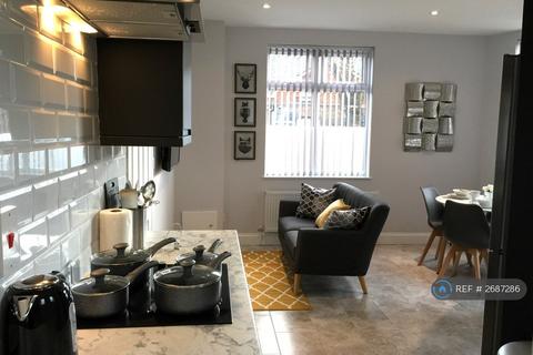 1 bed house for rent in Hartshill Road, Stoke-On-Trent, ST4