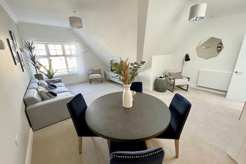 1 bedroom apartment for sale, 2-4 Sandbanks Road, Poole, BH14