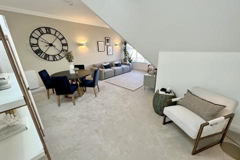 1 bedroom apartment for sale, 2-4 Sandbanks Road, Poole, BH14
