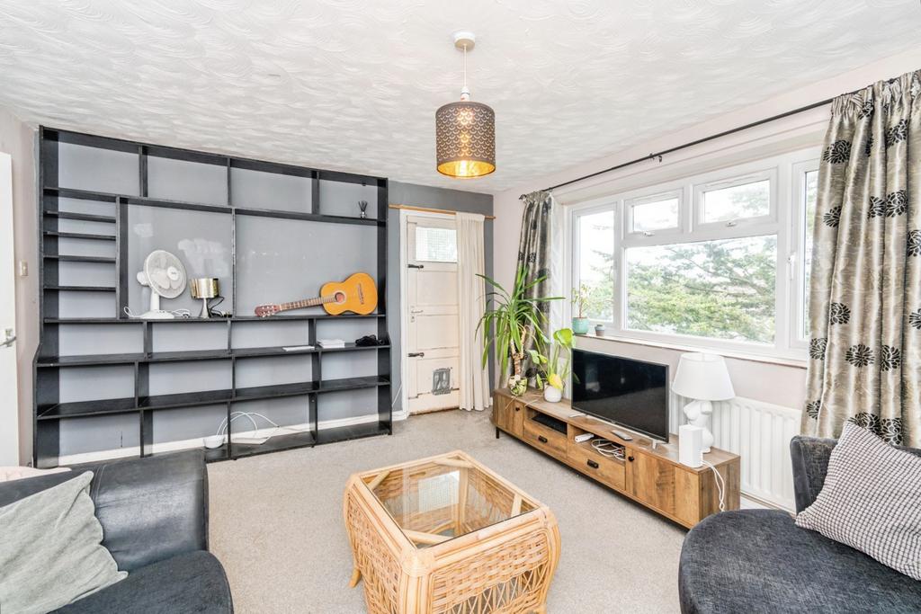 Apartment in Southampton, Mansel Park - View 4