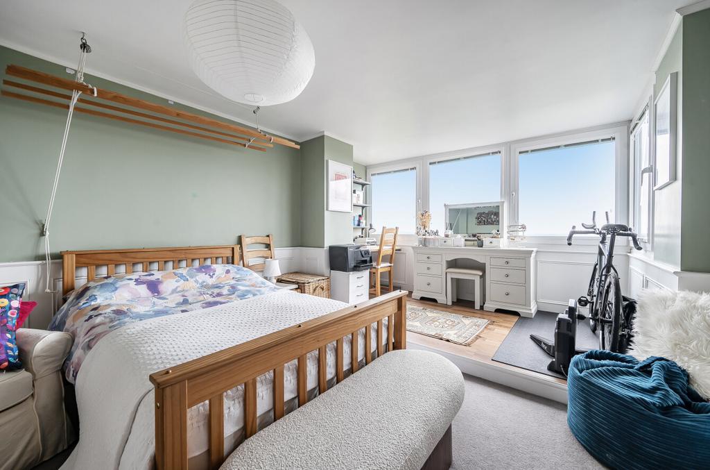 Apartment in Southampton, Glen Eyre - View 5