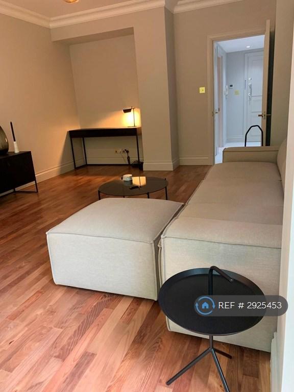 Apartment in London - View 3