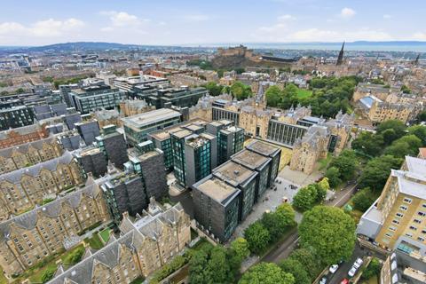 3 bedroom flat for sale, 31/21 Simpson Loan, Quartermile, Edinburgh, EH3