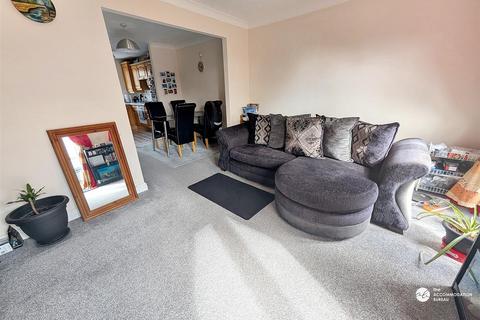 3 bedroom terraced house to rent, College Green, Bodmin, PL31