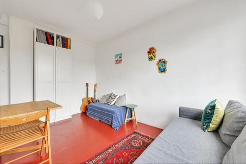 1 bedroom flat to rent, Camden Road, London, NW1