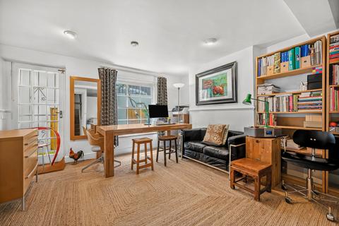4 bedroom terraced house for sale, Ashbridge Street, London