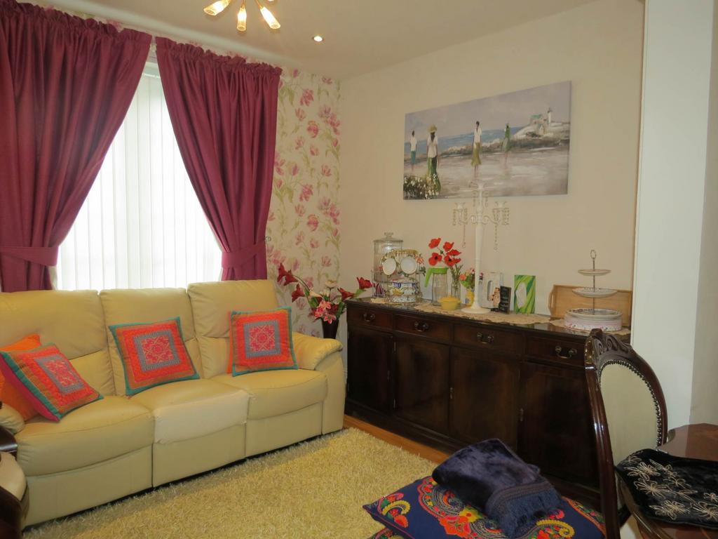 House in Newcastle upon Tyne, Blakelaw and North Fenham - More