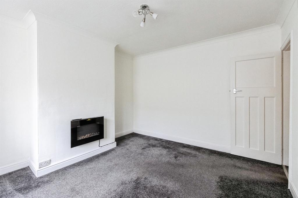 House in Leeds, West Yorkshire - View 3