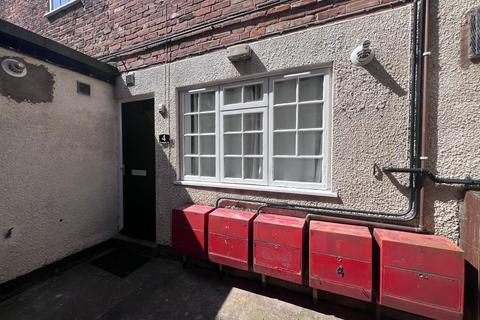 Studio to rent, Stonegate Street, KING'S LYNN