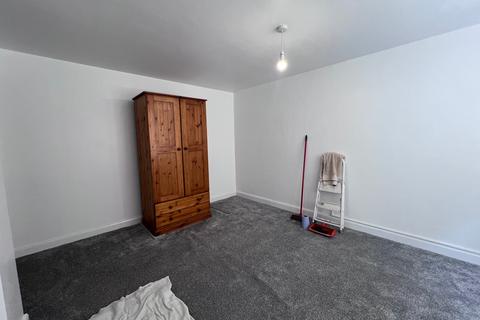 Studio to rent, Stonegate Street, KING'S LYNN
