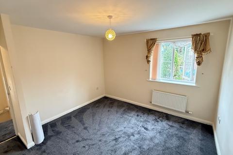 4 bedroom detached house to rent, Manor Way, Bolton-upon-Dearne, ROTHERHAM