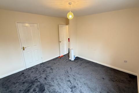 4 bedroom detached house to rent, Manor Way, Bolton-upon-Dearne, ROTHERHAM