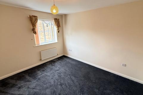 4 bedroom detached house to rent, Manor Way, Bolton-upon-Dearne, ROTHERHAM