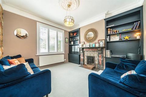 4 bedroom detached house for sale, Charlton Lane, London SE7